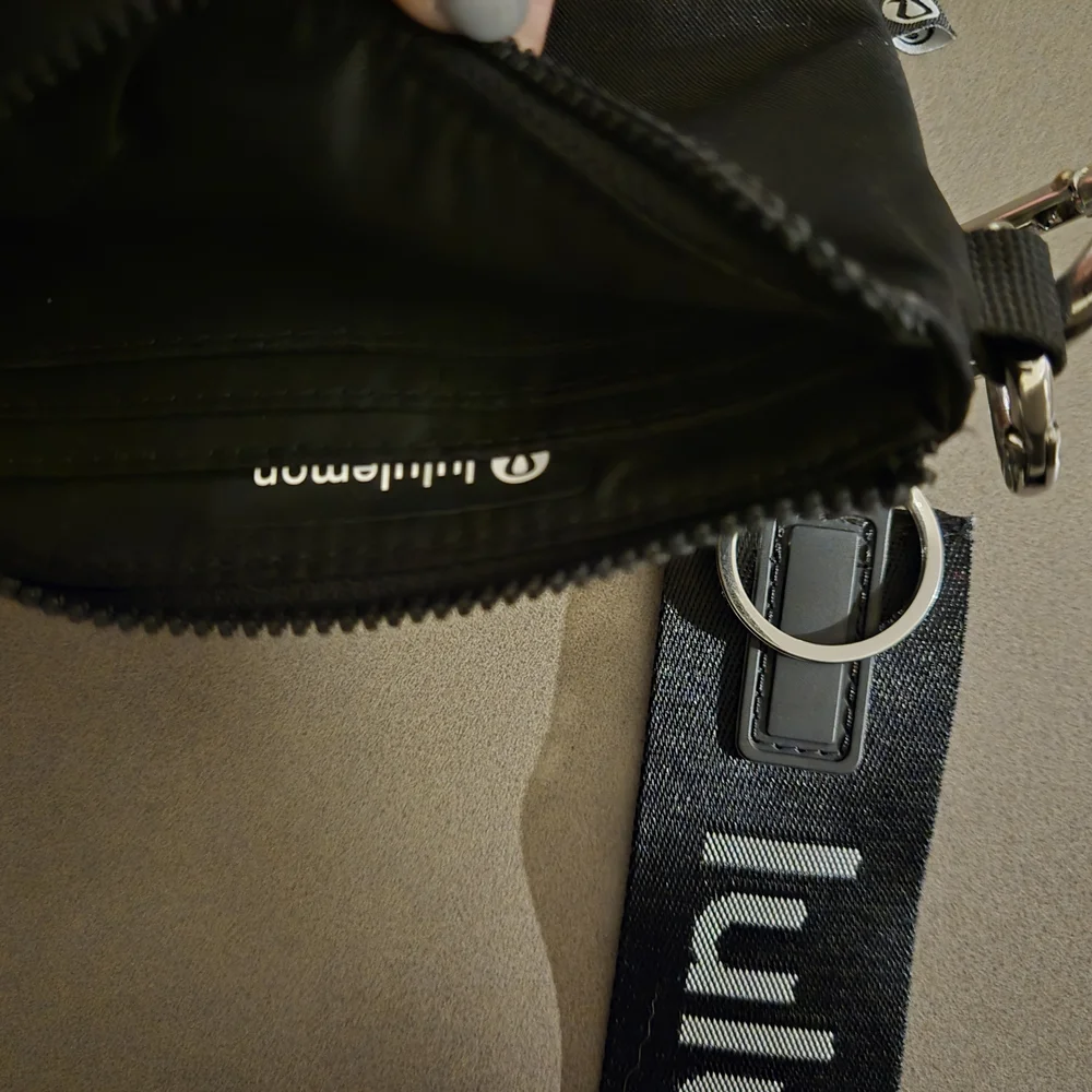 Lululemon Black Zippered Keychain Pouch - Picture 3 of 4